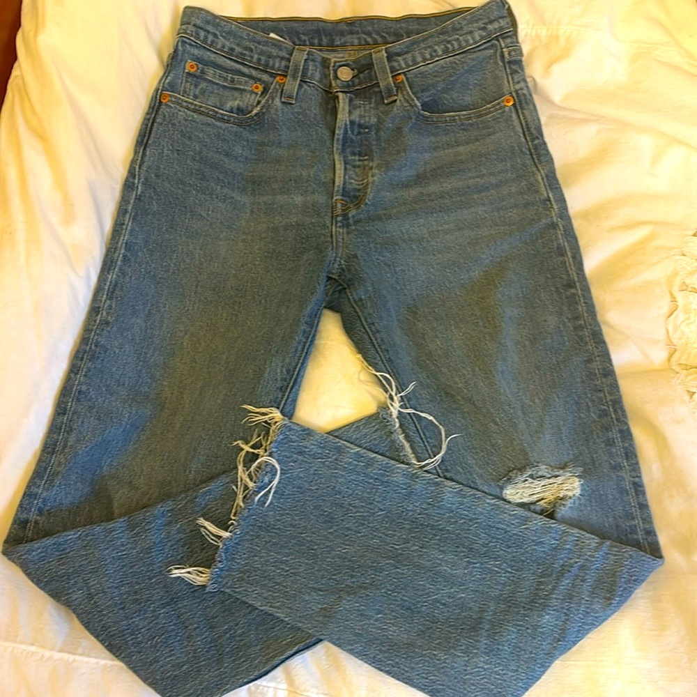 Levi skinny cropped high rise jeans